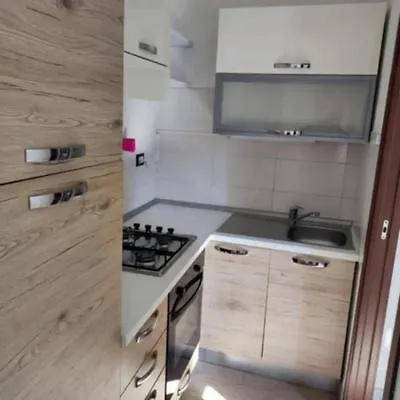 Appartamento Benny! Ad Uso Esclusivo Con Balcone! Genova